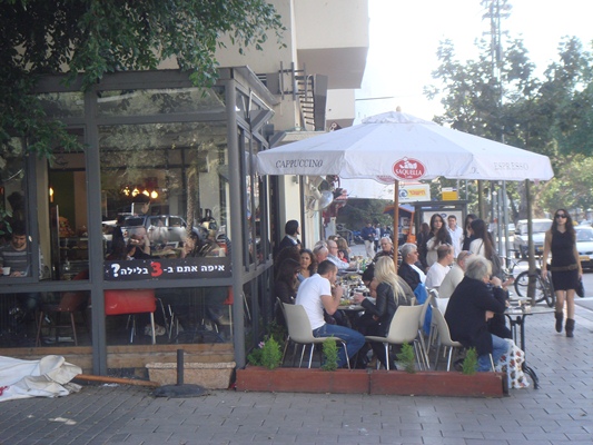 Tel Aviven terraza asko daude
